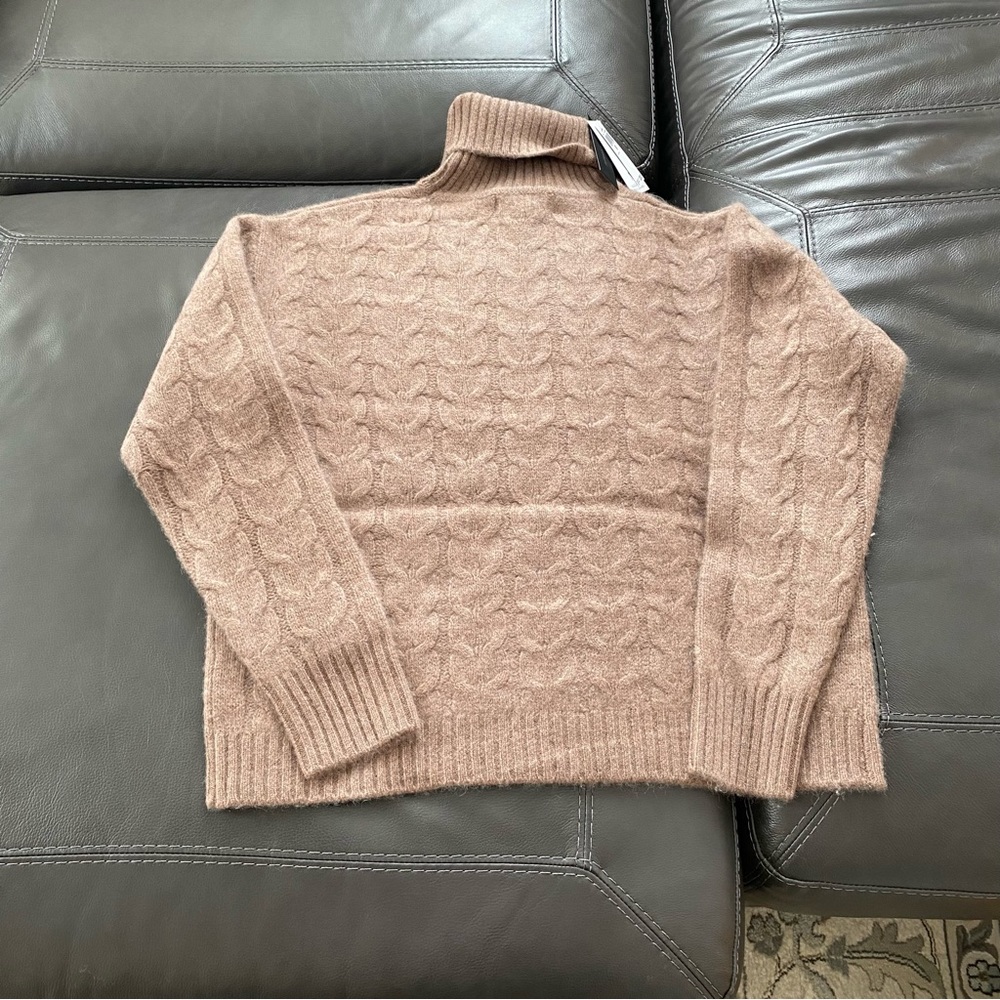 Magaschoni Women's Cashmere Turtleneck Sweater